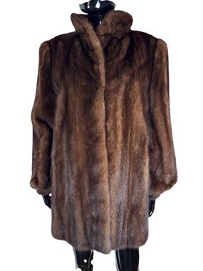 Classic Women's Brown Mink Coat